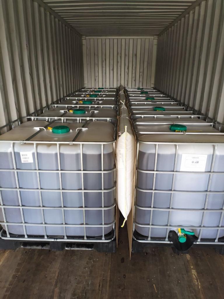 Huile de tournesol raffiné, désodorisé + additifs E900, E320, E321 en eurocubes IBC  