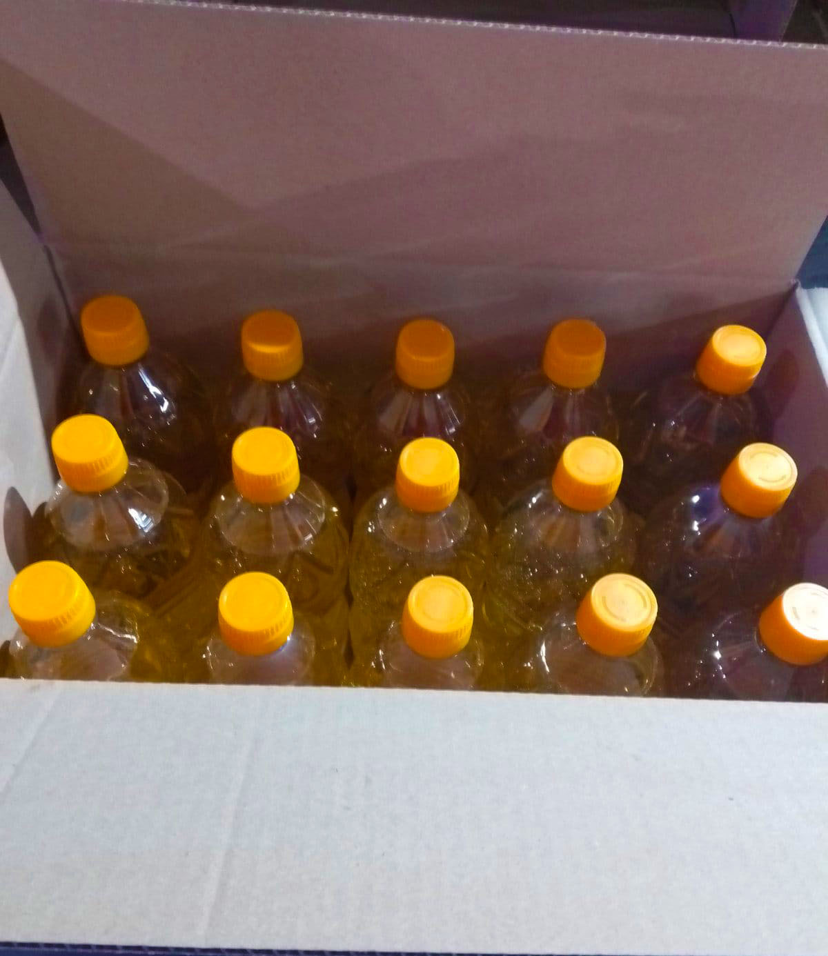 Huile de tournesol raffinée (rsfo régulier) en bouteilles de 1l 